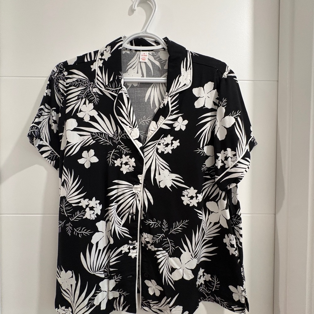 Joe Fresh Black and White Leaf Pattern Top